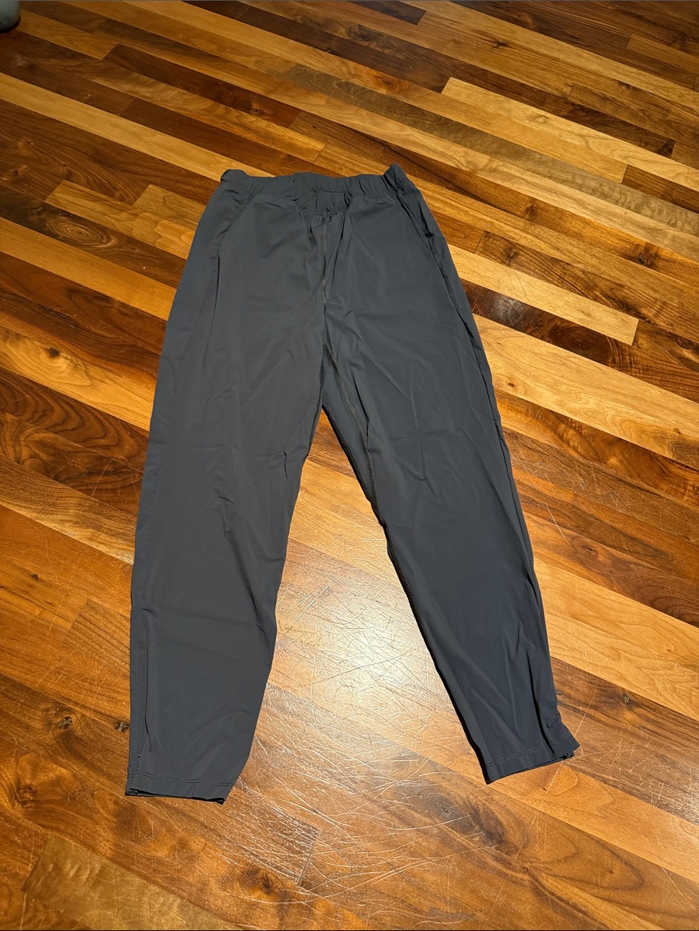 Jolyn Jaclyn small Pants in Dark Gray